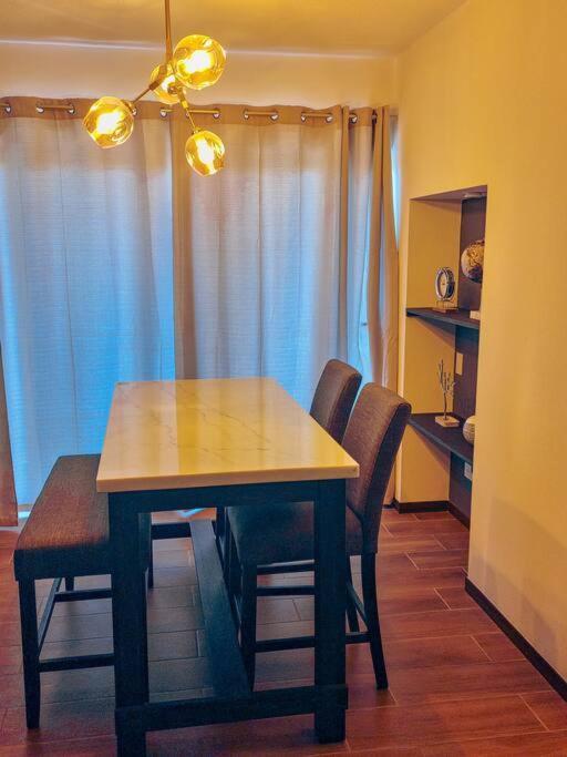 Entire Beautiful Condo With Rooftop Pool And Gym San Salvador Exterior foto